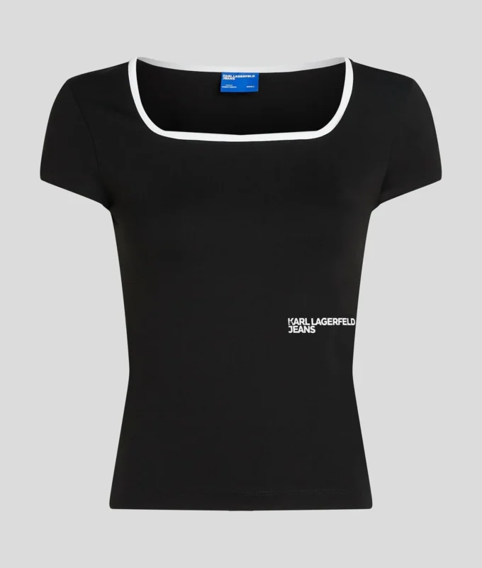 T-SHIRT À ENCOLURE CARRÉE T-SHIRT À ENCOLURE CARRÉE