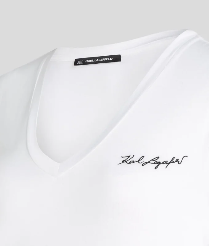 T-SHIRT SIGNATURE À COL EN V ET FRONCÉ T-SHIRT SIGNATURE À COL EN V ET FRONCÉ