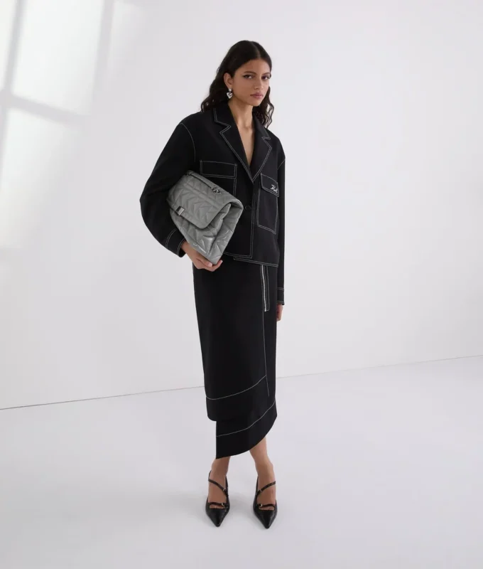 VESTE À COUTURES CONTRASTÉES VESTE À COUTURES CONTRASTÉES