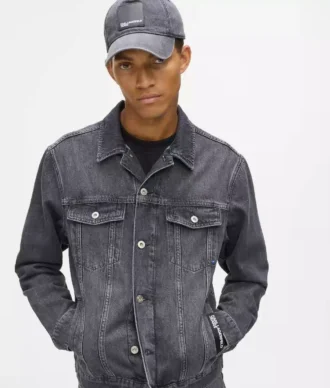 Veste en denim coupe classique