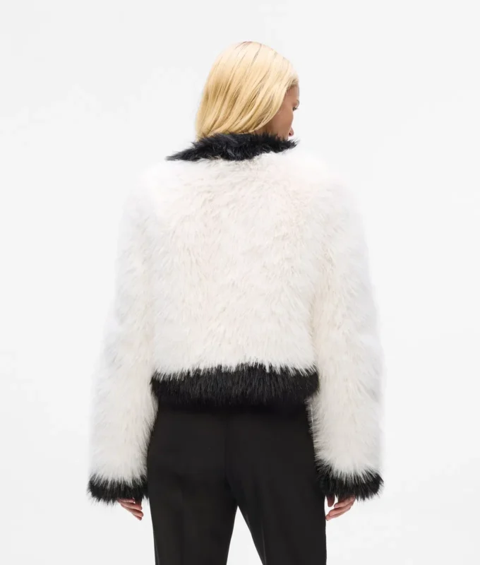 Veste en fausse fourrure Veste en fausse fourrure