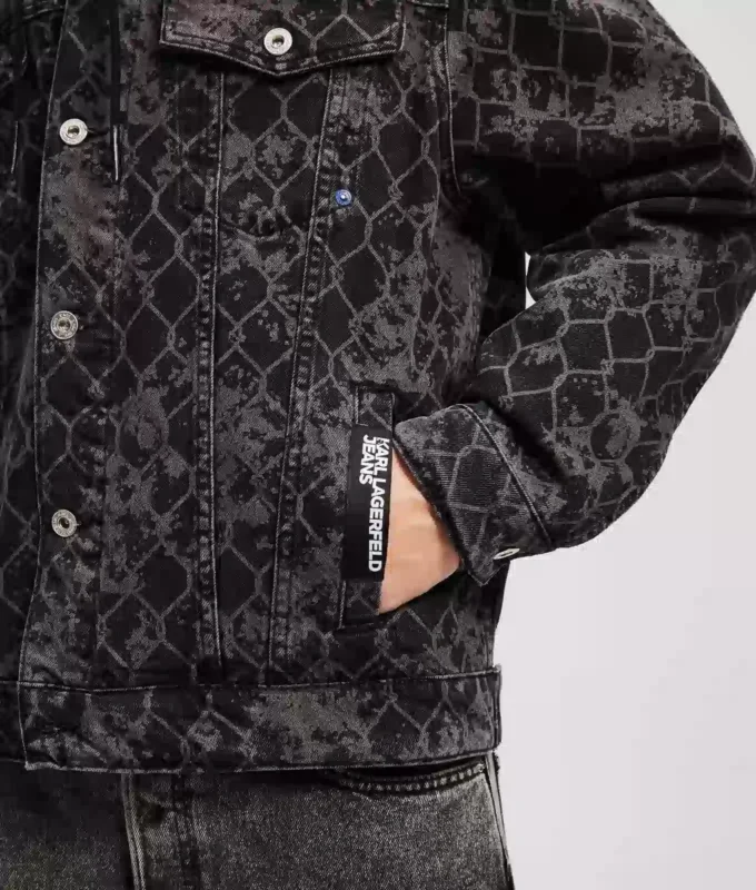 VESTE EN JEAN IMPRIMÉE VESTE EN JEAN IMPRIMÉE